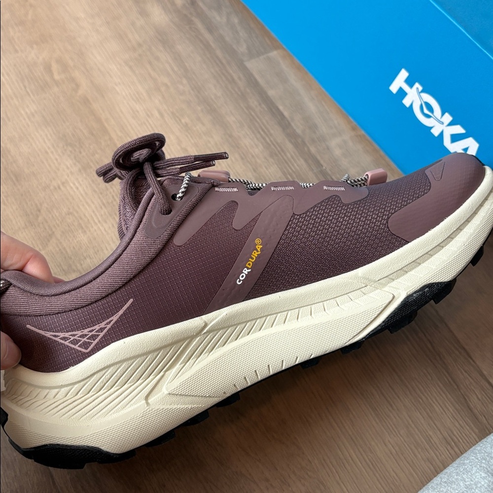 NIB Hoka Transport in Women’s 7 Maroon - Picture 6 of 6